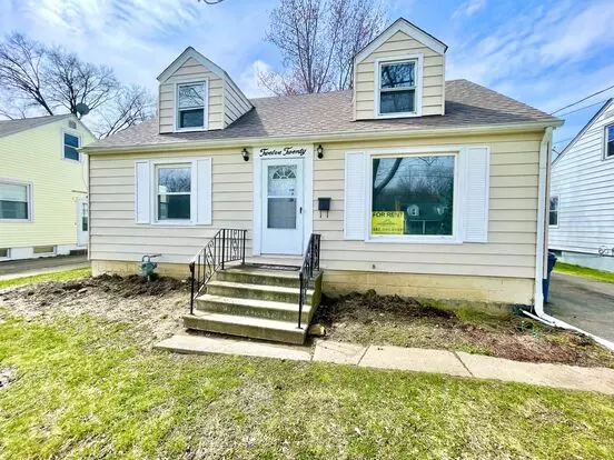 3 Bed - 1 Bath - Lorain Apartment for rent in Lorain, OH