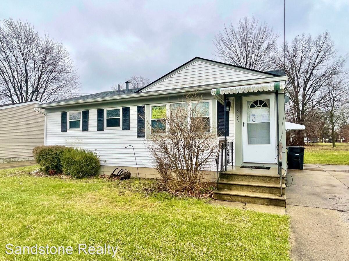 566 Walnut St Elyria, OH House for Rent Rentable