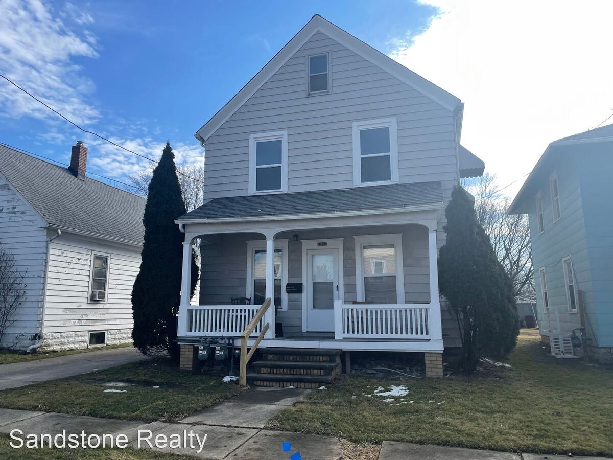 1047 W 17th St Lorain, OH Apartment for Rent Rentable