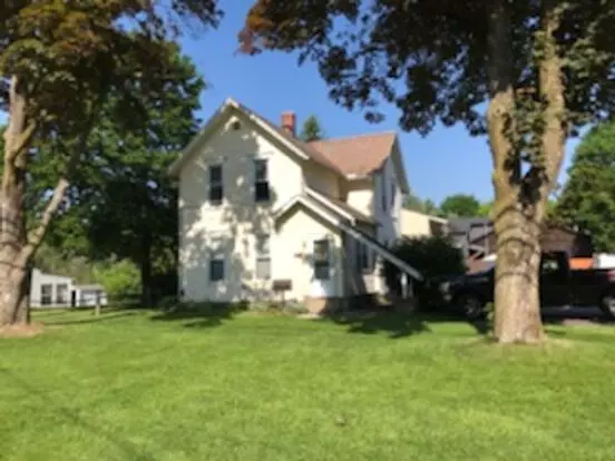 870 S Main St Apartment for rent in Amherst, OH
