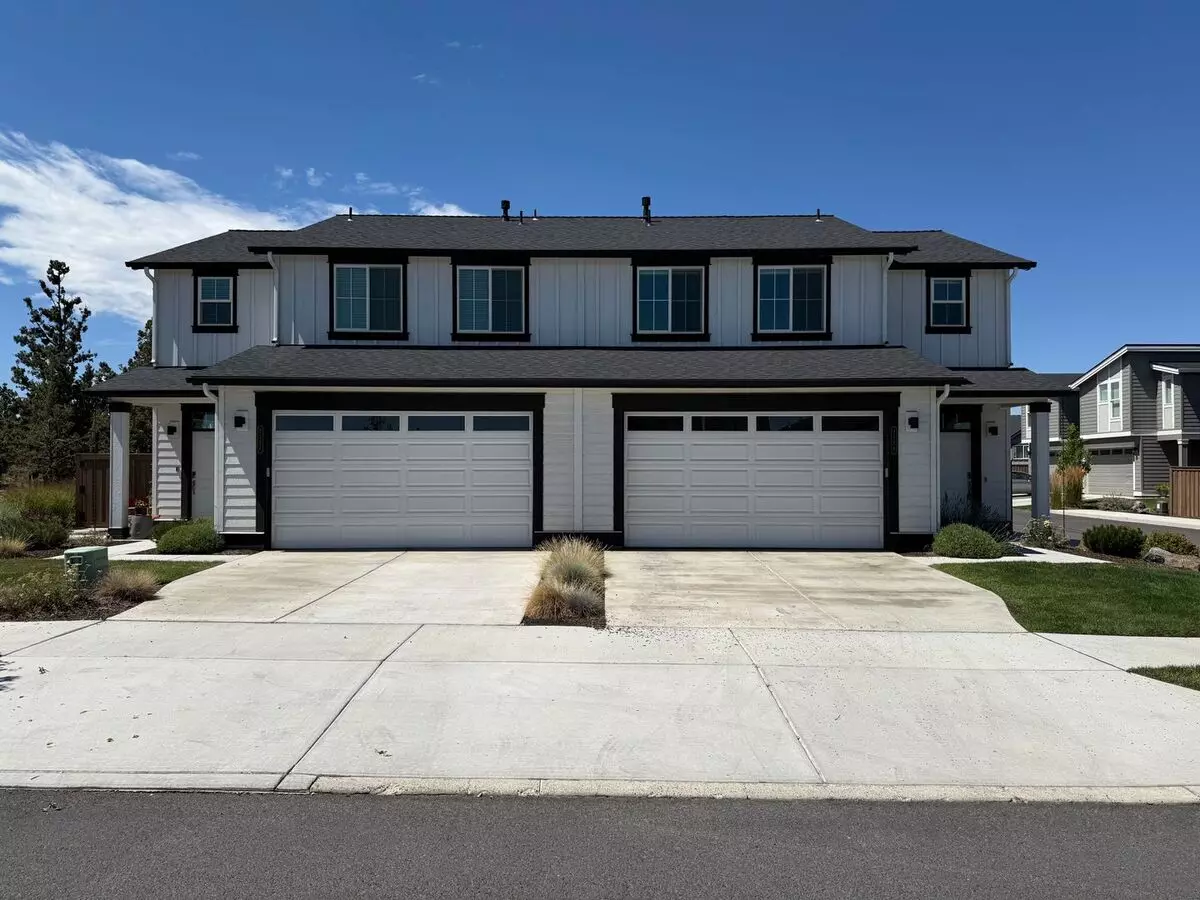 3 Bed/2.5 Bath Pahlisch Home In Ne Bend - Victor Place House for rent in Bend, OR