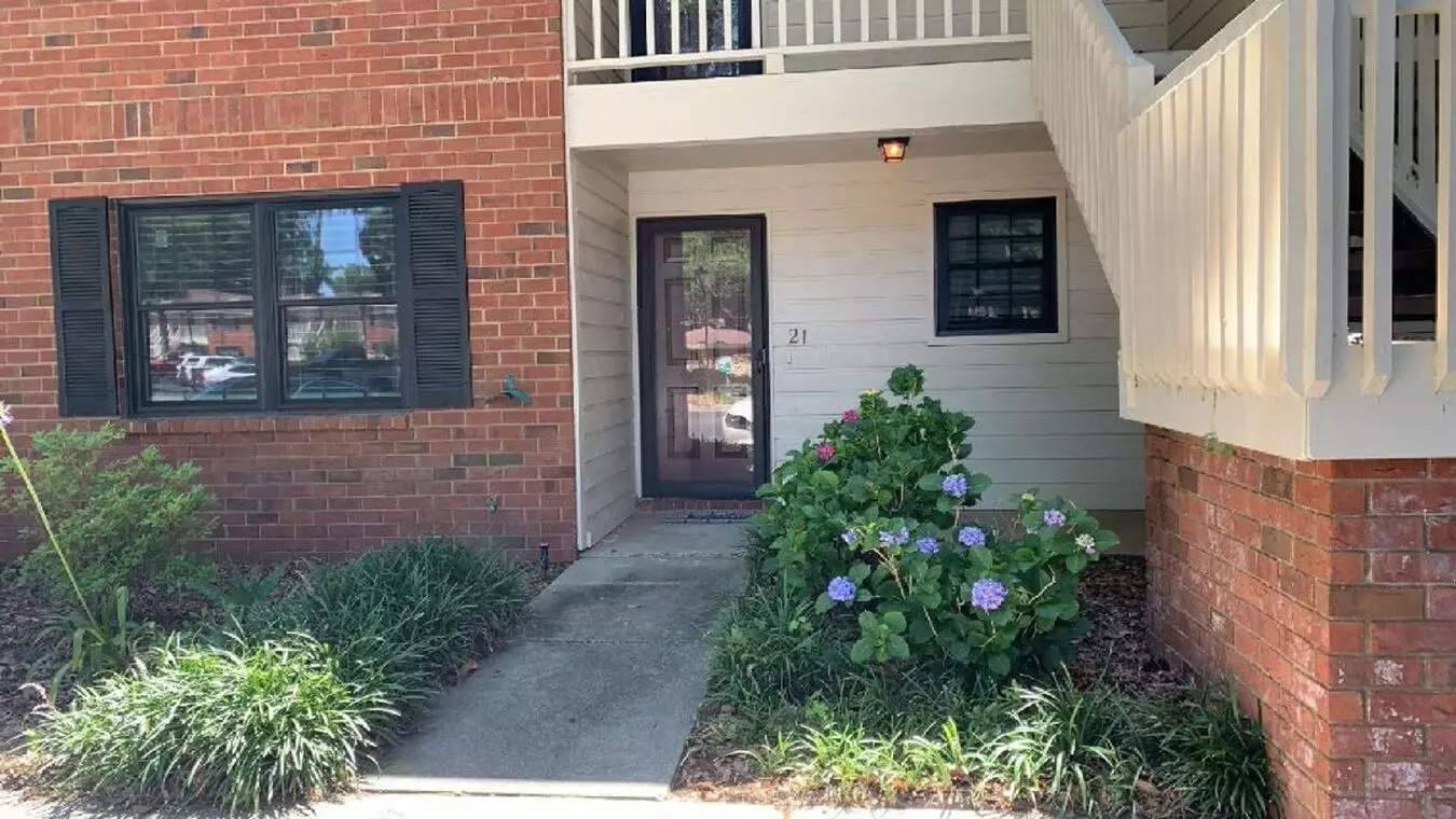 21 Colony Park Apartment for rent in Savannah, GA