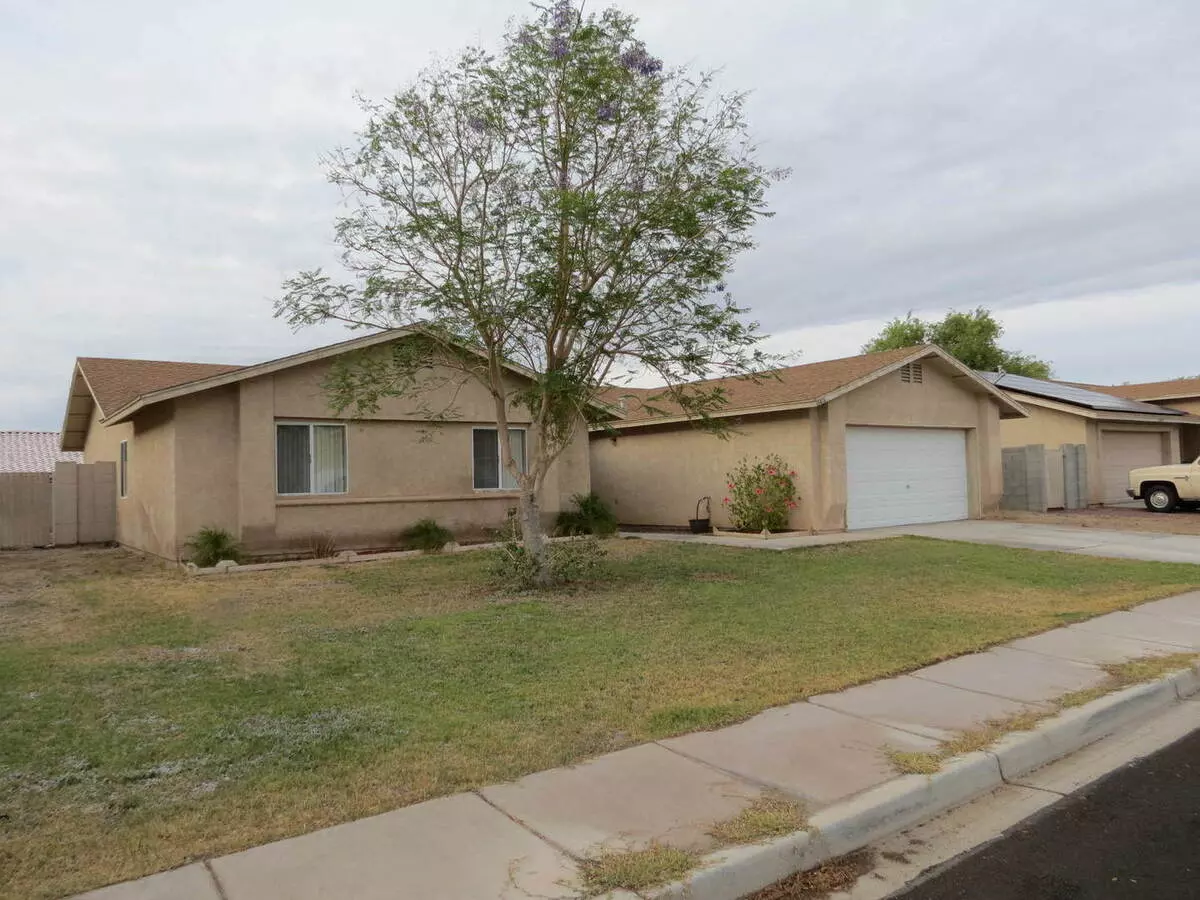 Clean .... Well Maintained Home ... House for rent in Yuma, AZ