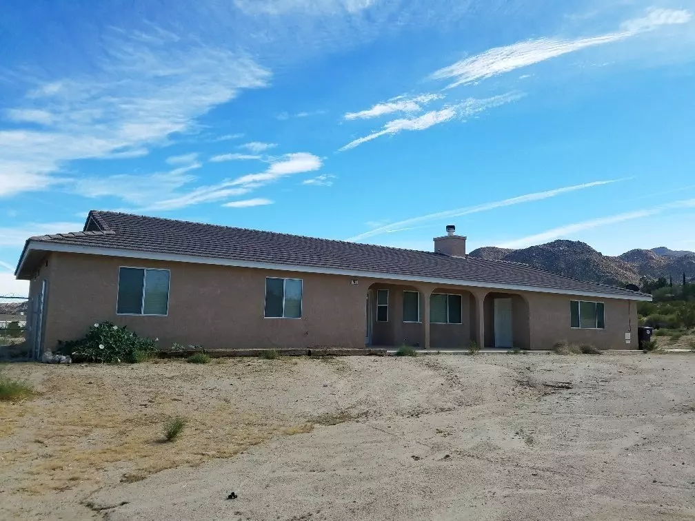 Large Beautiful Jt Home With Views!! House for rent in Joshua Tree, CA