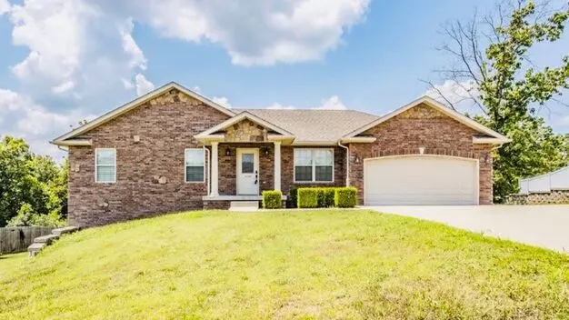 Near Fort Leonard Wood Apartment for rent in St Robert, MO