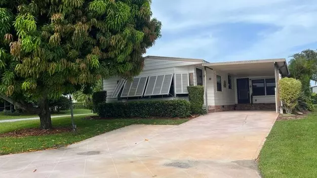 Large 2 Bedroom/2 Bath Palm Harbor Manufactured Home In Cambridge 55+ Community In Hobe Sound Florida Apartment for rent in Hobe Sound, FL