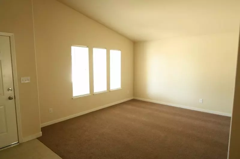 Beautiful & Spacious Home House for rent in Fresno, CA