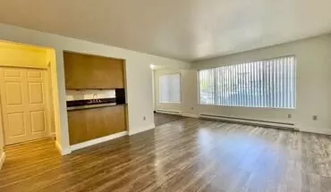 4 of 13 6113 Roosevelt Way NE Apartment for rent in Seattle, WA
