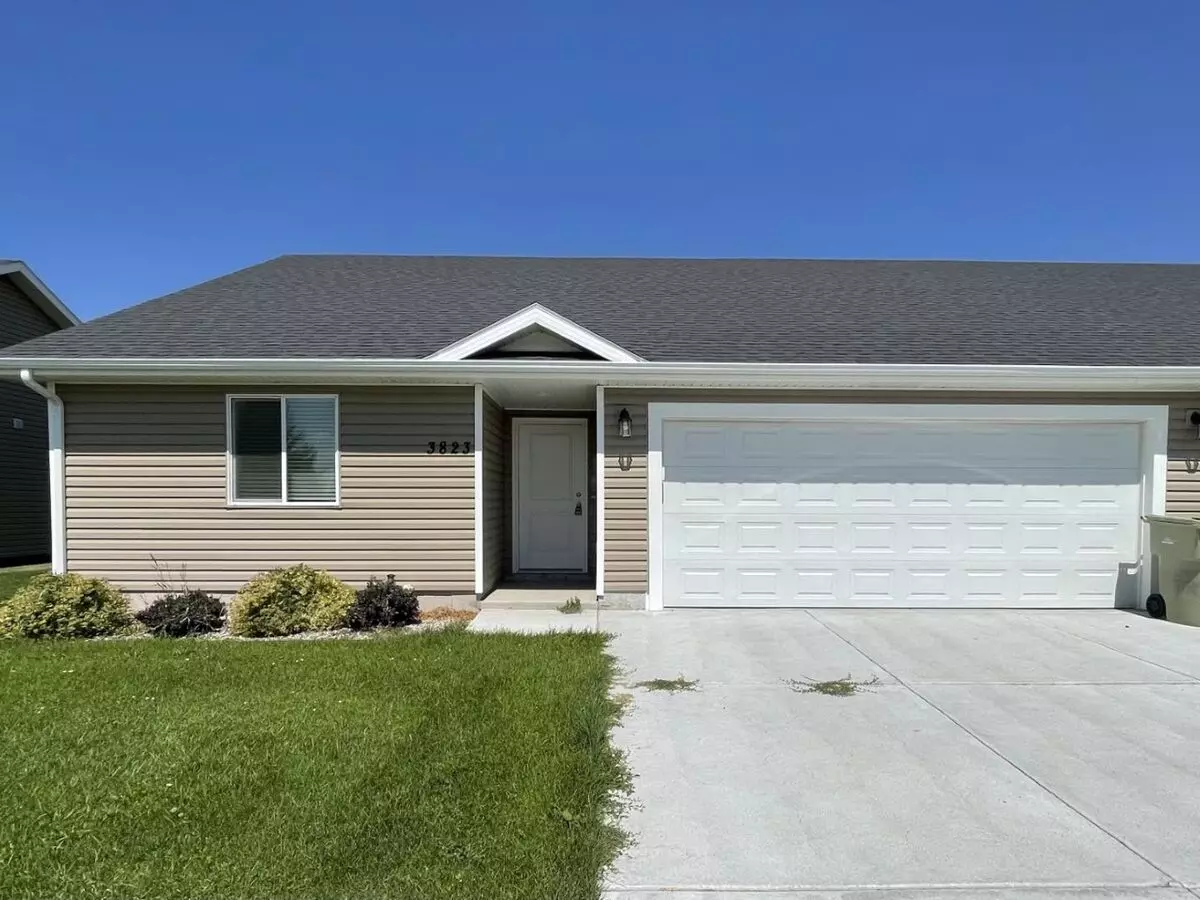 3 Bed, 2 Bath Town Home W/ 2 Car Garage - Idaho Falls House for rent in Idaho Falls, ID