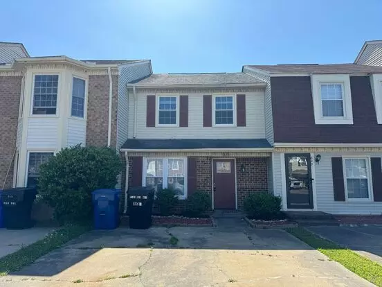 Introducing A Newly Renovated Town-home "ask About Our Zero Deposit" Apartment for rent in Virginia Beach, VA