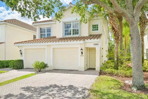 Stratford Place - 2 Bed + Den Townhome In Naples Apartment for rent in Naples, FL