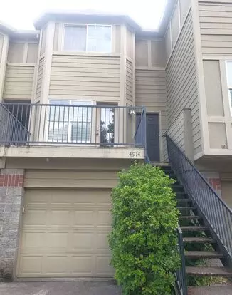 Large 3-bed Townhouse In Terwilliger South Apartment for rent in Portland, OR
