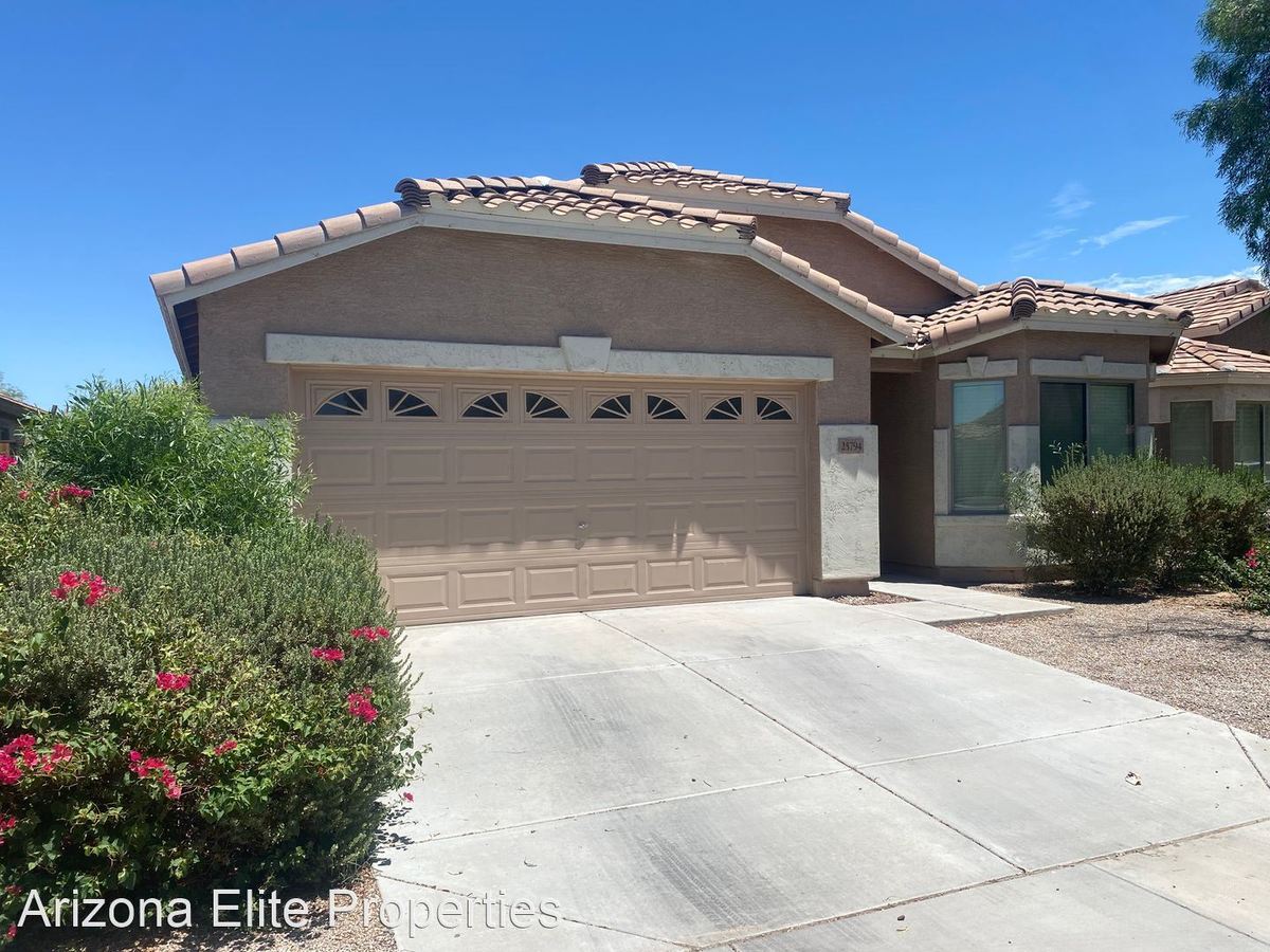 25794 W Elwood St Buckeye, AZ House for Rent