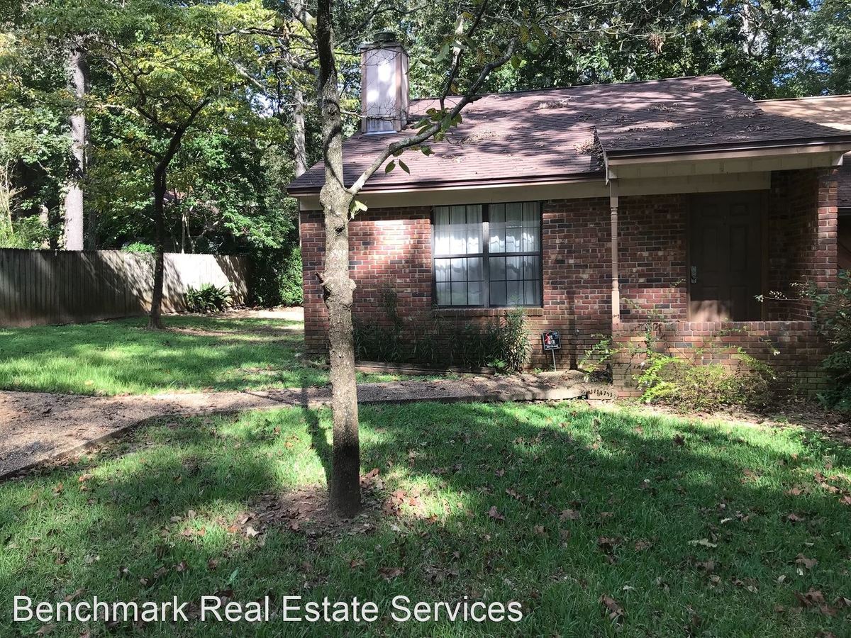 1927 Rain Valley Ct House for rent in Tallahassee, FL