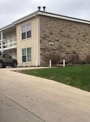 1420-1422 Oakland Rd NE Apartment for rent in Cedar Rapids, IA 1420-1422 Oakland Rd NE Apartment for rent in Cedar Rapids, IA