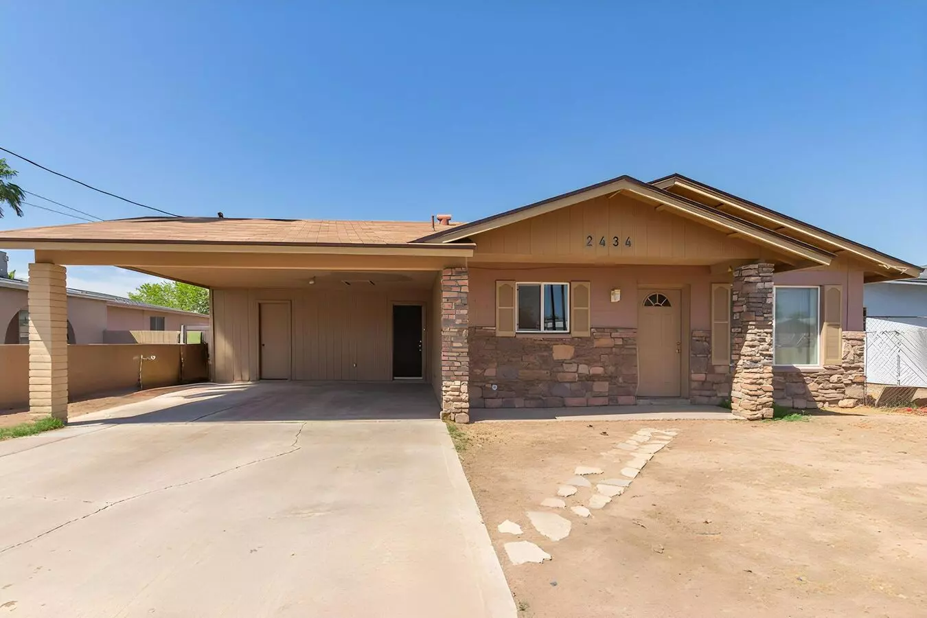 Stunning Renovated 3-bedroom Gem With Huge Backyard At Prime Tempe Location! House for rent in Tempe, AZ