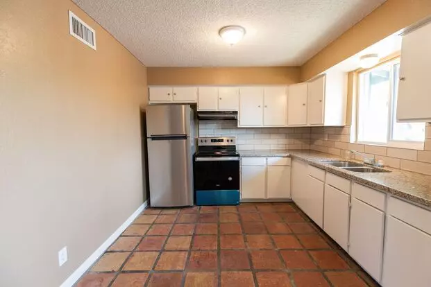 1324 E Peoria Ave Apartment for rent in Phoenix, AZ