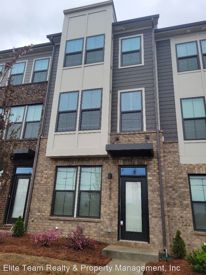 3633 S Tryon Stsouth Tryon Townhomesavail Now!!! Apartments Charlotte, NC