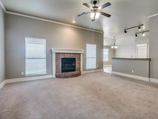 Cul-de-sac Lot- Deer Creek Schools- 4 Bedrooms- 1852 Sq. Ft. Apartment for rent in Edmond, OK