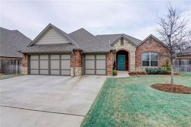 Stunning Edmond Home- Regency Pointe-neighborhood Lake, Pool And Playground Apartment for rent in Edmond, OK