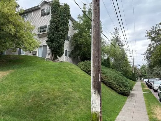 705 S. Jefferson Apartment for rent in Spokane, WA 705 S. Jefferson Apartment for rent in Spokane, WA