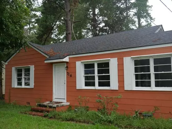Cute Little Cottage Near Downtown Valdosta Apartment for rent in Valdosta, GA Cute Little Cottage Near Downtown Valdosta Apartment for rent in Valdosta, GA