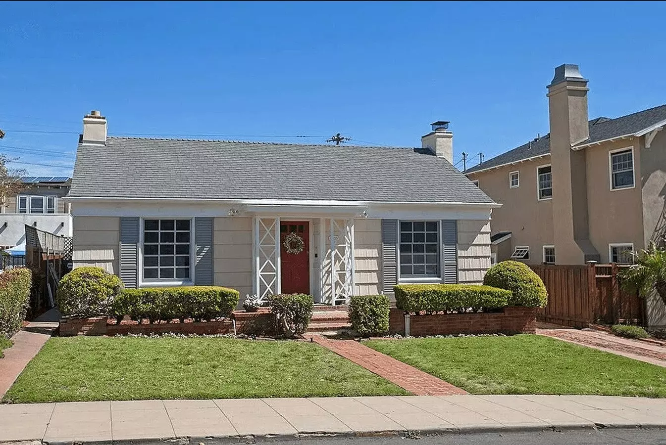 Adorable Loma Portal Bungalow With Fenced Backyard, Beautiful Landscape And Garage. Air-conditioned! House for rent in San Diego, CA
