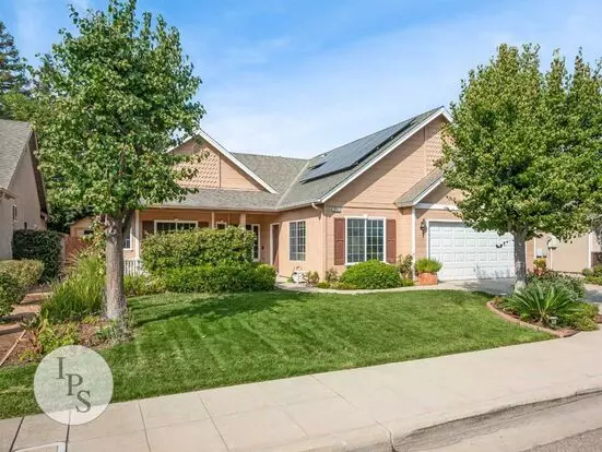 Solar!!!! Fresno Northeast Home, 4br/2.75ba, Built 2001 - Lots Of Amenities! Apartment for rent in Fresno, CA