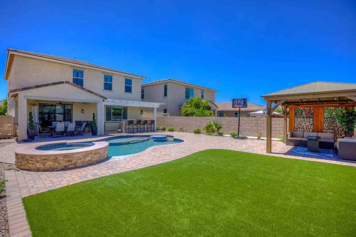 Stunning Home With Pool In La Estancia And Vail School District House for rent in Tucson, AZ