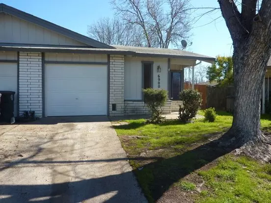 Charming 2 Bedroom, 2 Bath Duplex In Citrus Heights – Available Now! Apartment for rent in Citrus Heights, CA