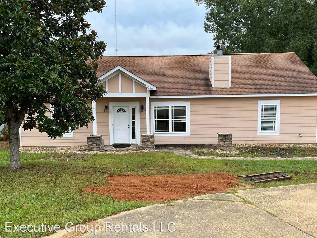 121- B Whiterock Rd House for rent in Phenix City, AL
