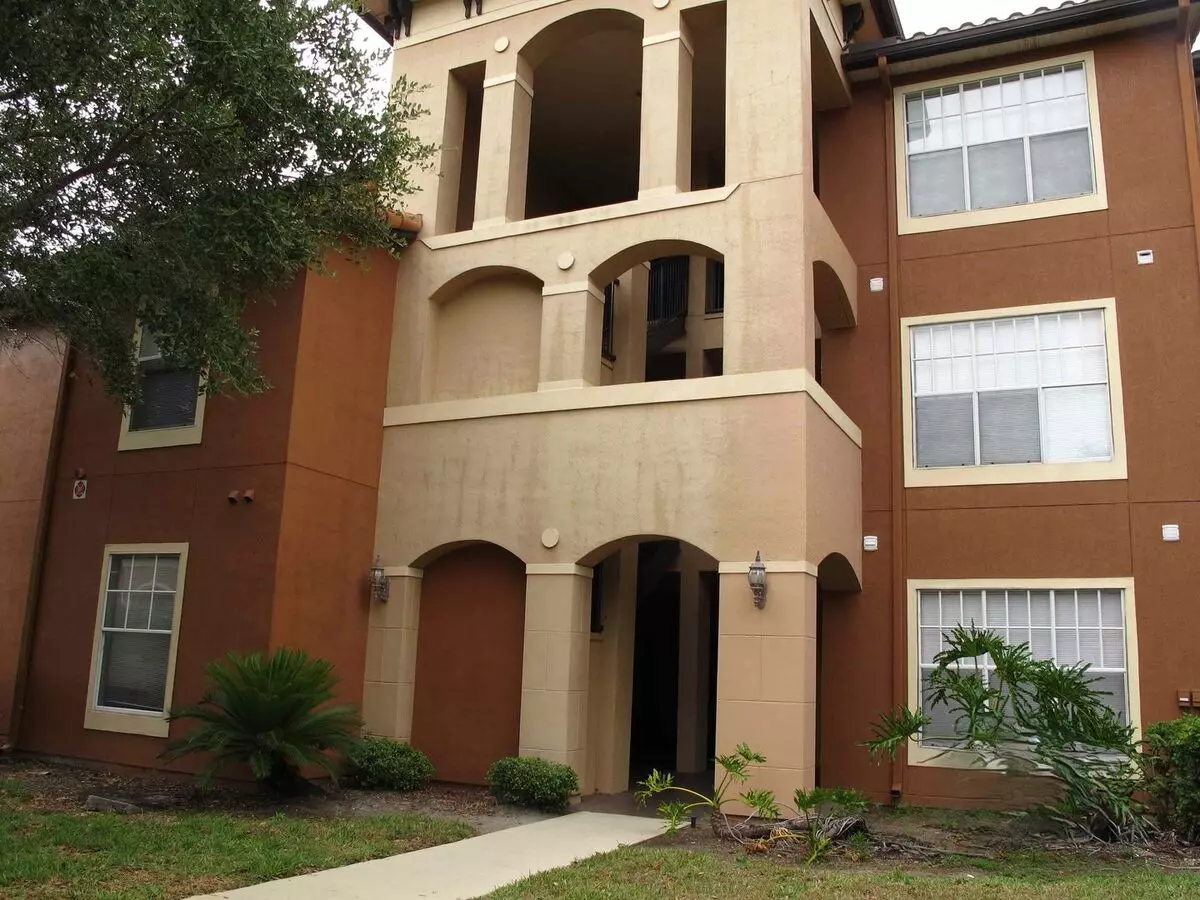 3 Db/2 Ba Condo At The Palms Club - Community Pool & Fitness Center!! Apartment for rent in Orlando, FL