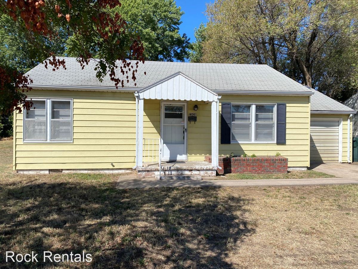 2809 N Plum St Hutchinson, KS House for Rent
