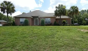 2 of 54 Spacious 4-bedroom Pool Home House for rent in Pace, FL