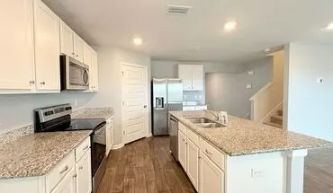5 of 42 Spacious 5-bedroom Home - Prime Location! House for rent in Milton, FL