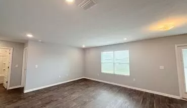 4 of 42 Spacious 5-bedroom Home - Prime Location! House for rent in Milton, FL