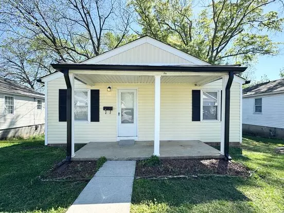 Adorable 3 Bedroom With Fresh Paint & New Flooring Apartment for rent in Greensboro, NC Adorable 3 Bedroom With Fresh Paint & New Flooring Apartment for rent in Greensboro, NC
