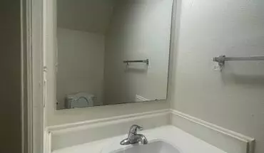 5 of 13 2502-205 Avent Ferry Rd House for rent in Raleigh, NC