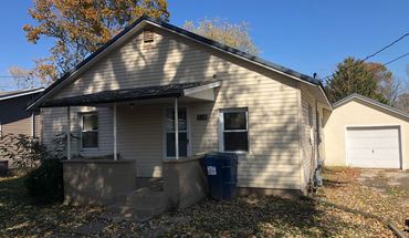 710 Forest St Apartment for rent in Benton, IL