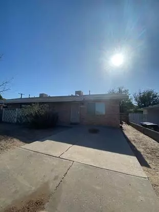 Pay-1825 Apartment for rent in Las Cruces, NM