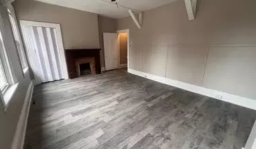 3 of 17 1815 Locust Street (full Service) Apartment for rent in Pittsburgh, PA