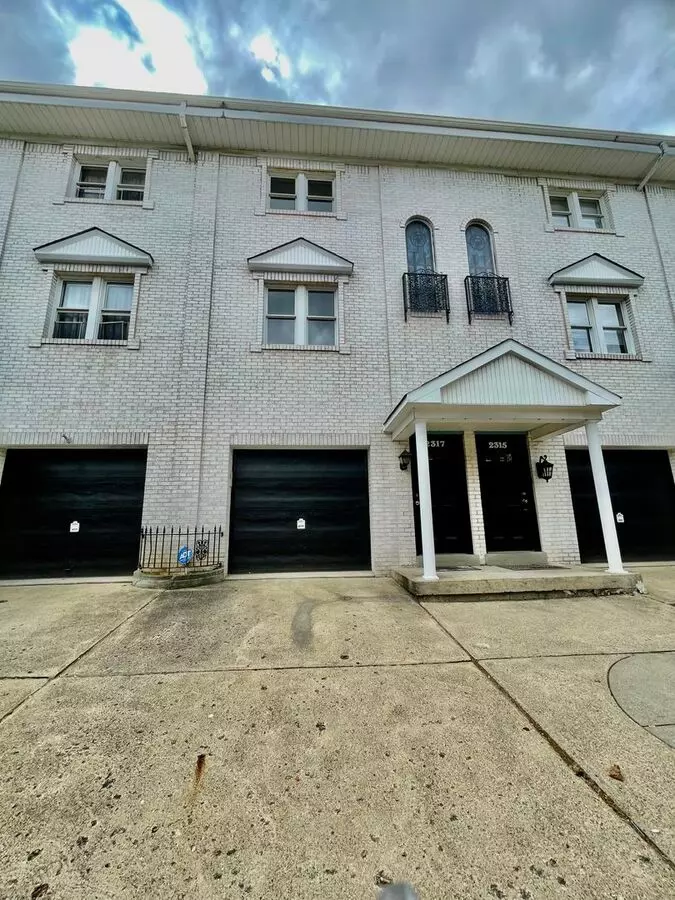2 Bed 2 Bath- Carrick Pa! House for rent in Pittsburgh, PA