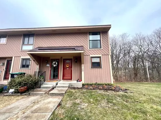 2 Bed 1.5 Bath Bridgeville Pa Apartment for rent in Bridgeville, PA
