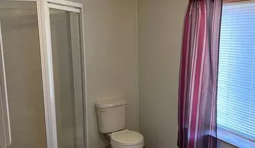 3 of 8 Ddco Yellow Apartment for rent in Cortez, CO