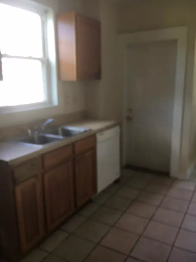 2 of 4 Charming Colonial On Corner Lot In Northside House for rent in Richmond, VA