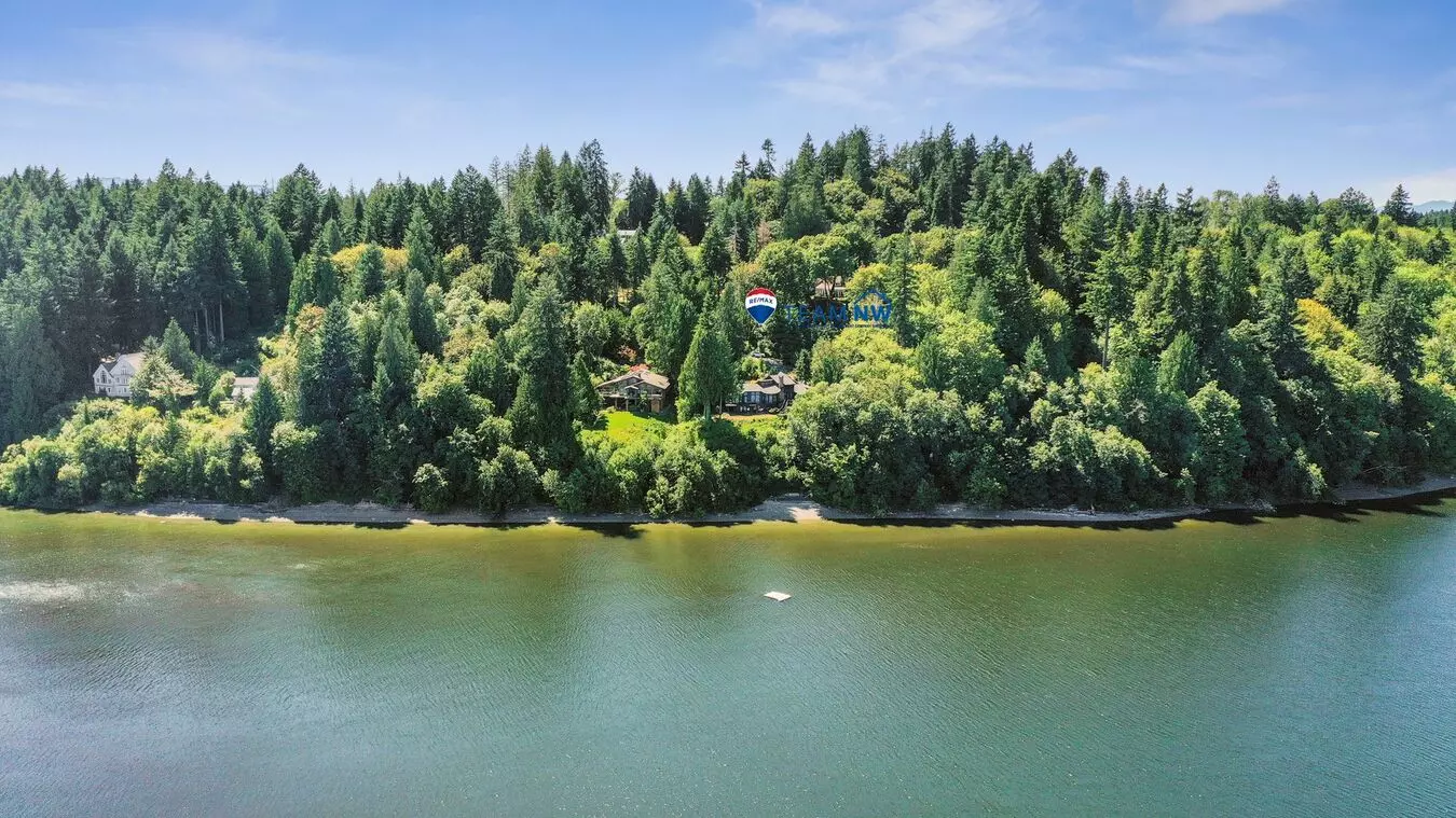 Stunning 3,146 Sq. Ft. Olympia Waterfront Home With Custom Finishes And Mt. Rainier View House for rent in Olympia, WA