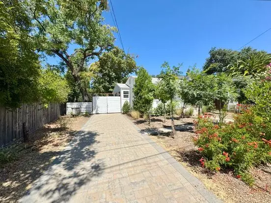 Rare Find Saint Helena Gem, “upper Tainter” 2 Bedrooms, 2 Bathrooms, Less Than ½ Mile To Downtown St. Helena Apartment for rent in St Helena, CA