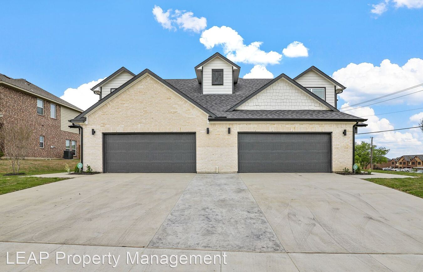 5018 Villas Dr Sanger, TX House for Rent Rentable