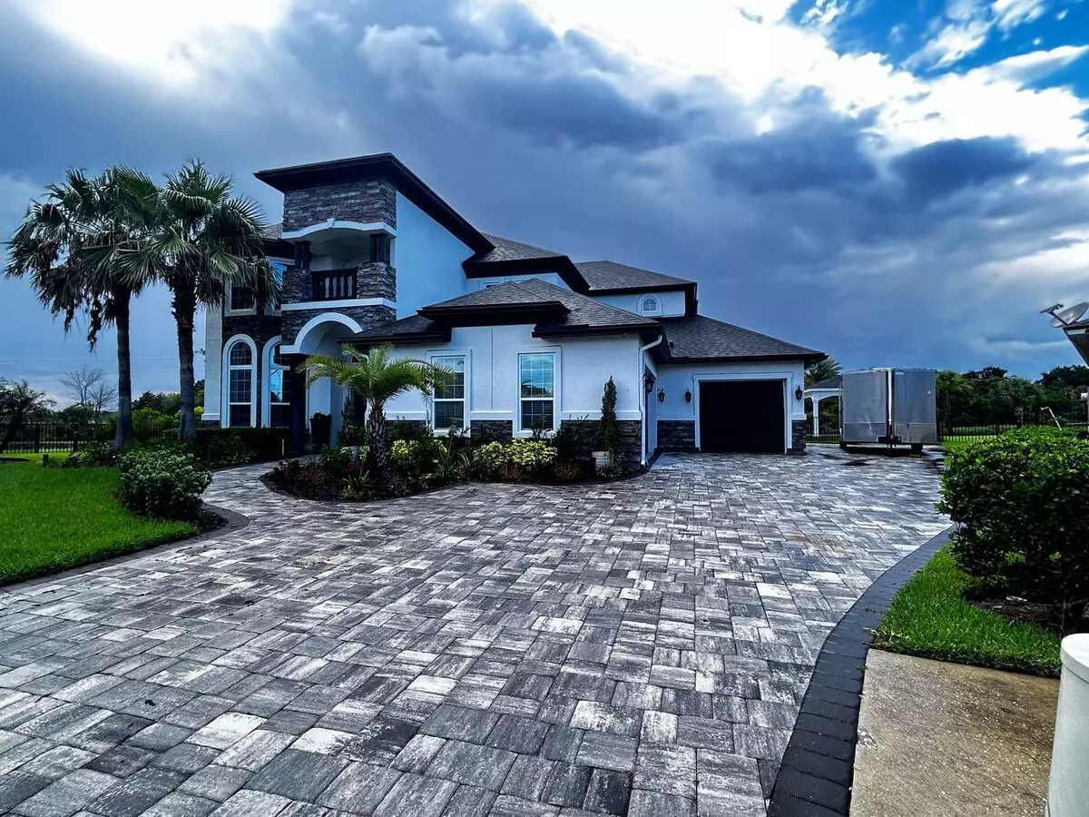 Stunning 5/5 With Private Pool And Cabana On The St Johns River. Must See! House for rent in Jacksonville, FL