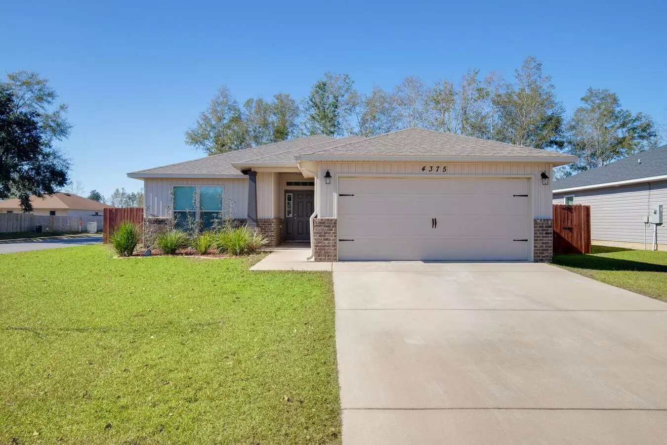 4375 Thistle Pine Ct House for rent in Pace, FL